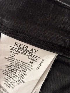Replay men’s designer jeans care label black denim W32 L34 premium Italian fashion jeans