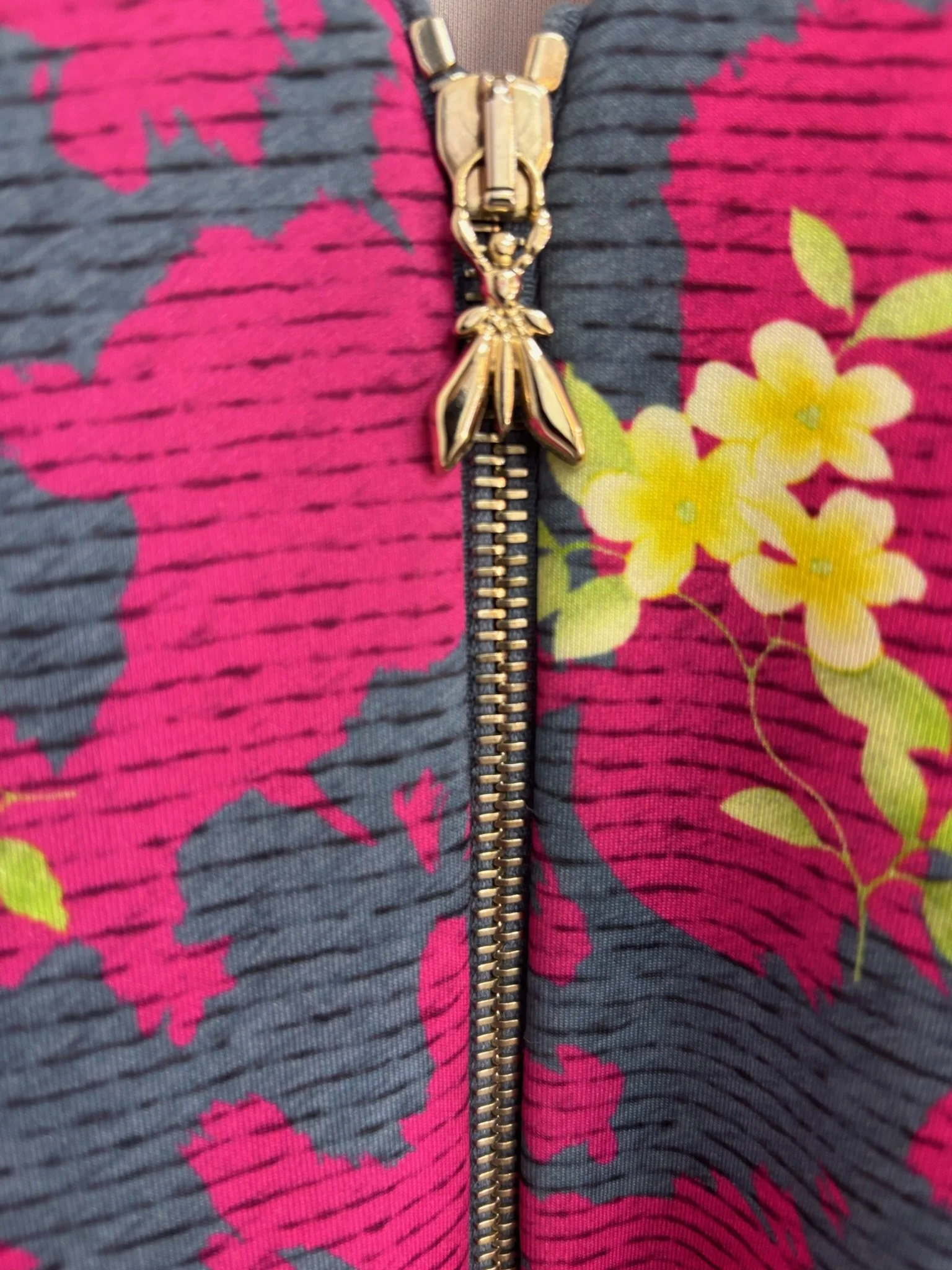 Patrizia Pepe Fly zip detail
