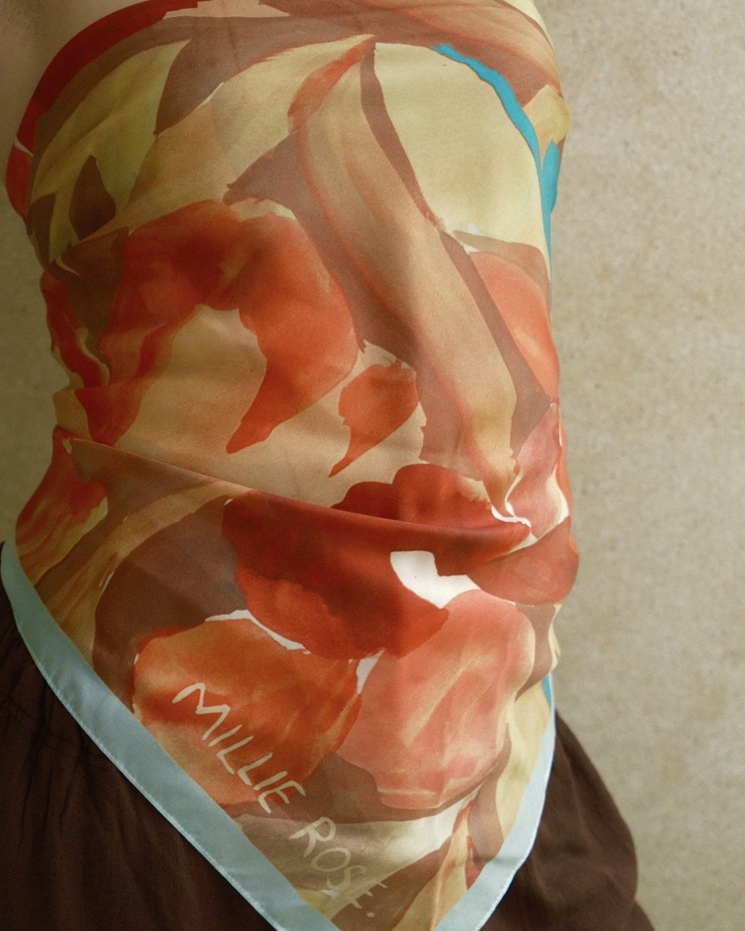 Facetune_27-05-2026-14-31-21.jpg