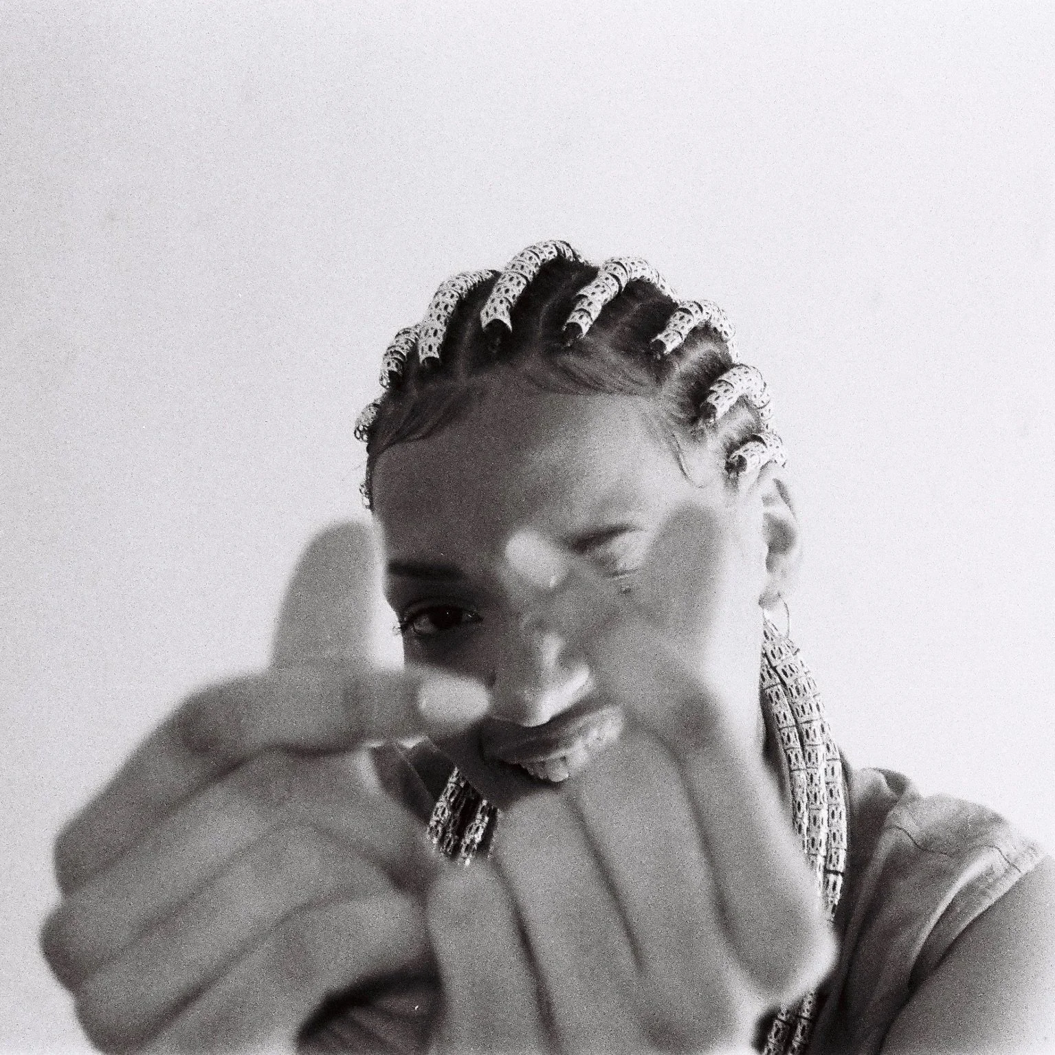 Léa Elka - Demi-tour / PRESS KIT