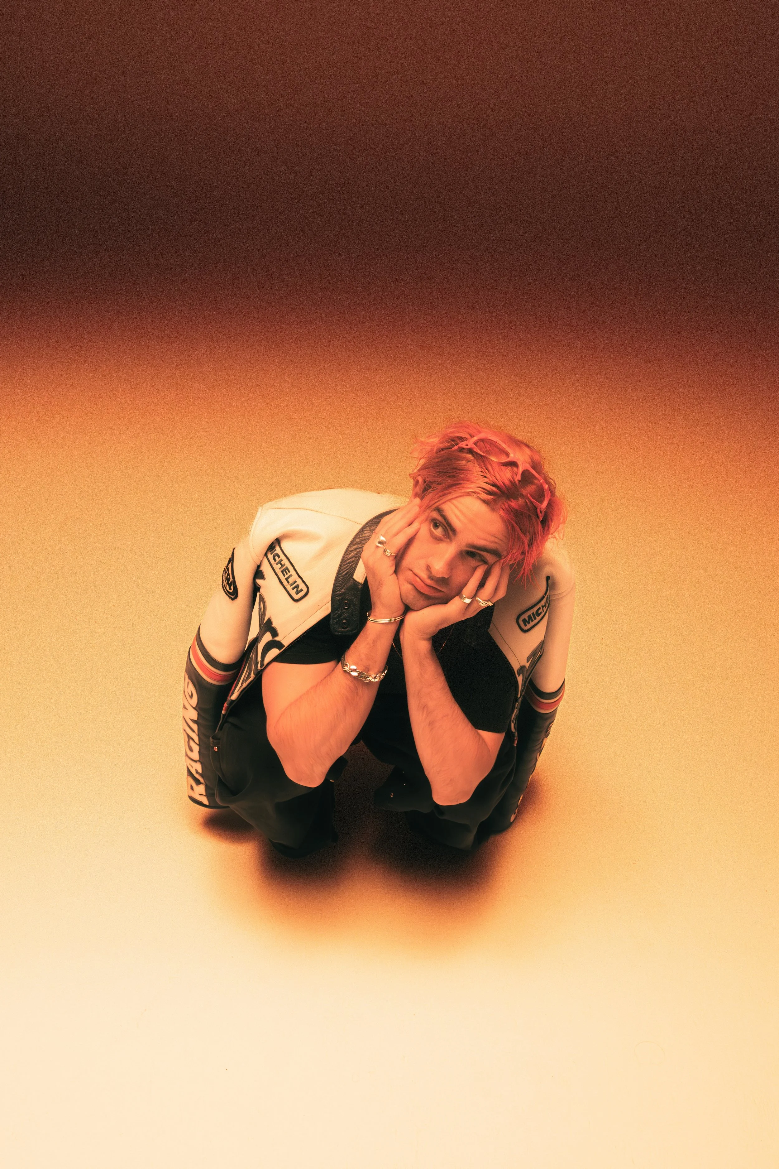 VF accroupi en 2:3.jpeg