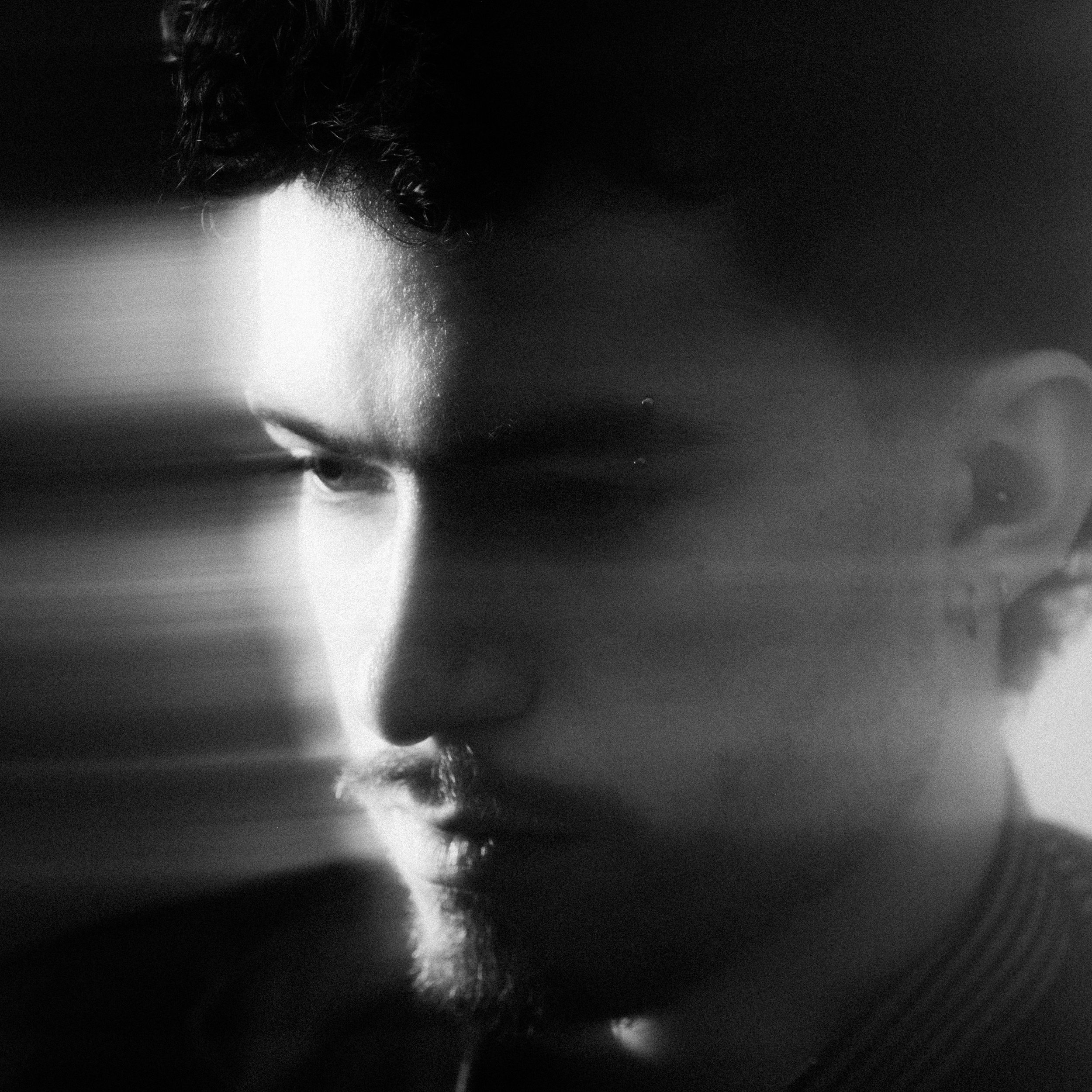 Amédée - Beyond // COVER & PRESS KIT