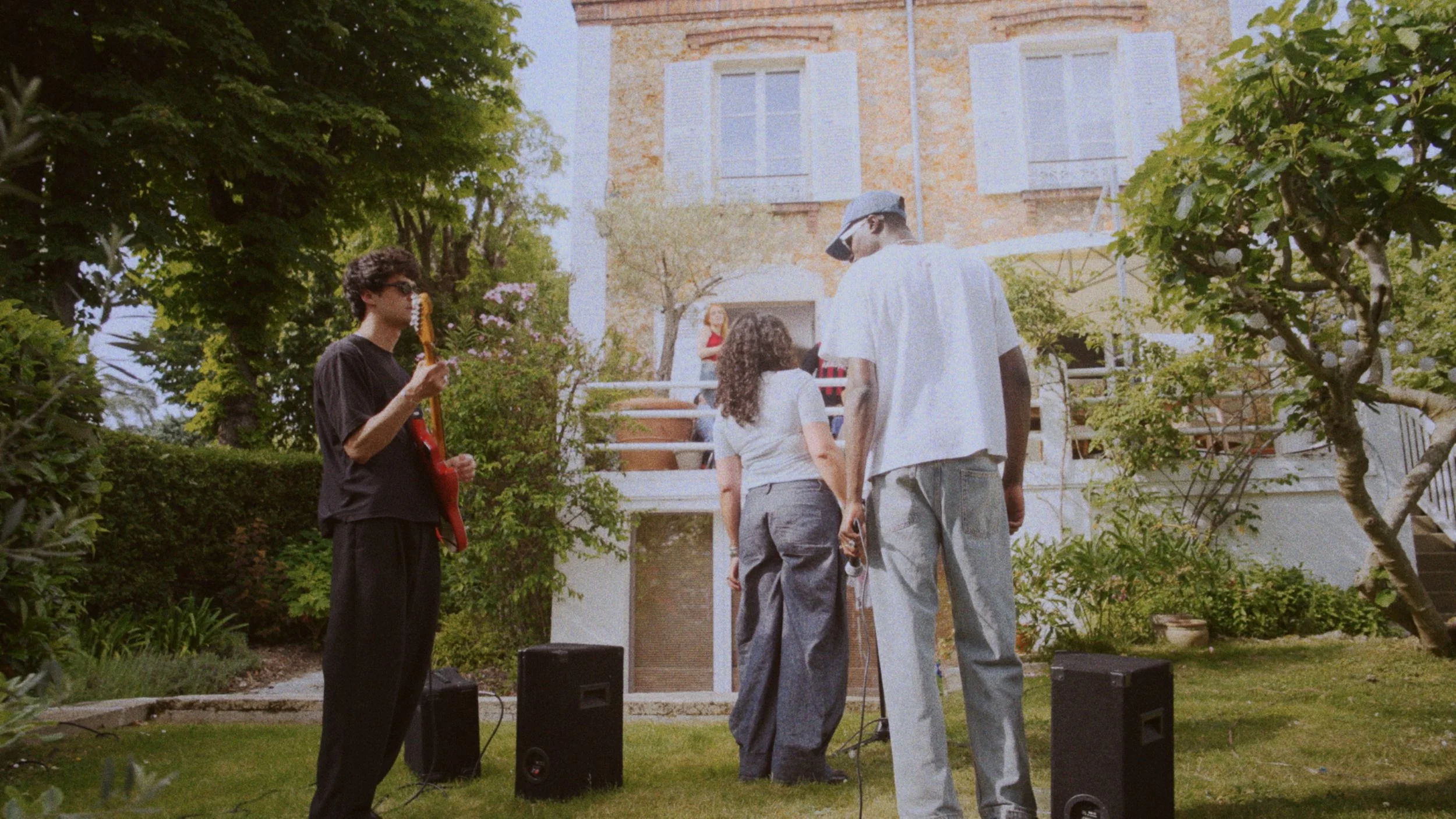 ETALO VDEF NO NOISE.00_06_30_15.Still036.jpg