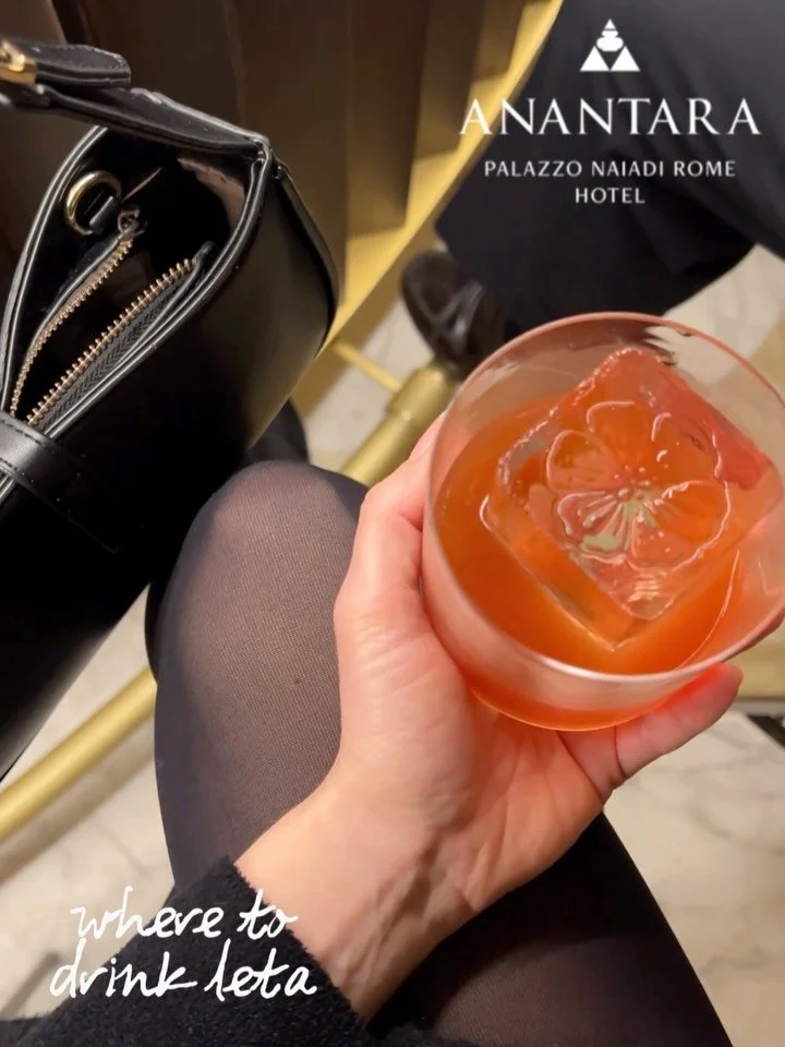 run don&rsquo;t walk to @anantarapalazzonaiadi &mdash; this one&rsquo;s a little bit boozy and is seriously good.

LETA, LIQUORE GERANIUM, SUCCO DI MANDARINO, SCIROPPO DI CAMOMILLA, CHINOTTO.