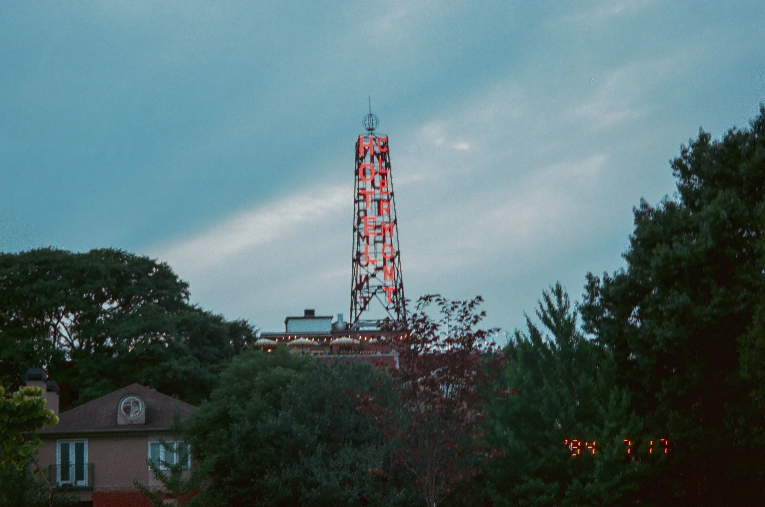 hotel-clermont_51542653667_o.jpg