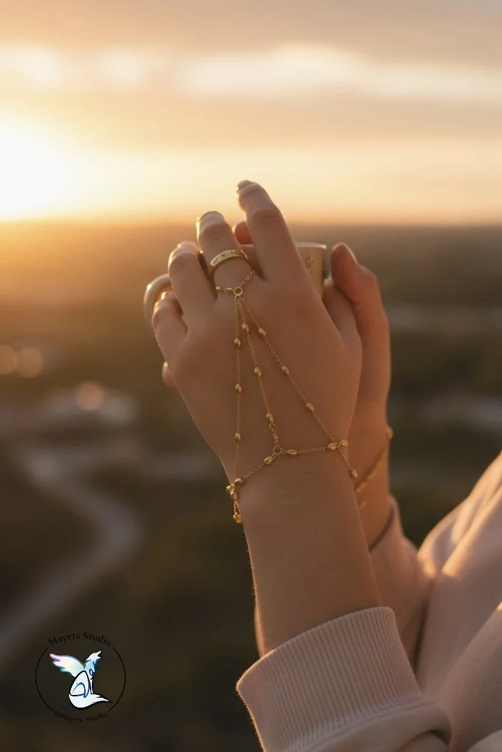 ✨ Golden in Motion

Designed as an extension of the hand —
fluid, intentional, and quietly striking.

Golden in Motion was created to move with you,
to catch light through gesture,
and to feel as delicate as it looks.

Handcrafted by Mayrts Studio.


