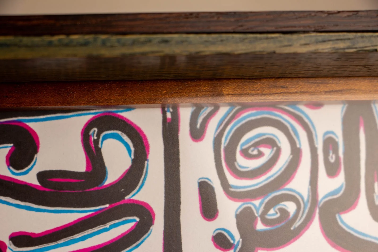 Silence’s Caesura 002 frame: top inner ledge, wengé cap over the oak reveal; matte varnish; gentle fall-off into the light well