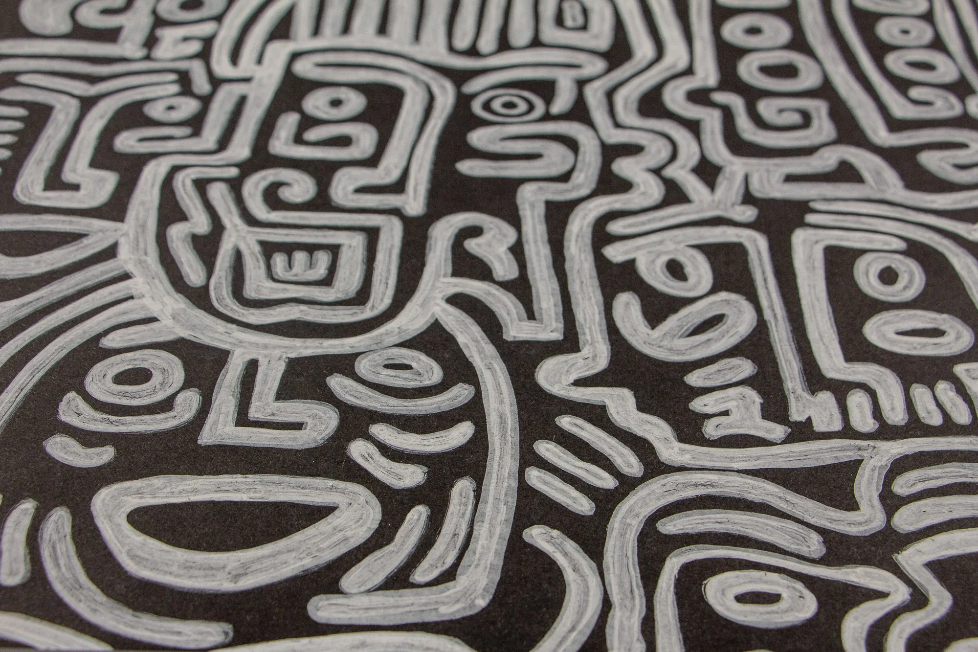 Mêlée of Discovery 005: close-up of a central face-like figure with a squared jaw, striped crown-like head, and layered white linework on a dark ground.