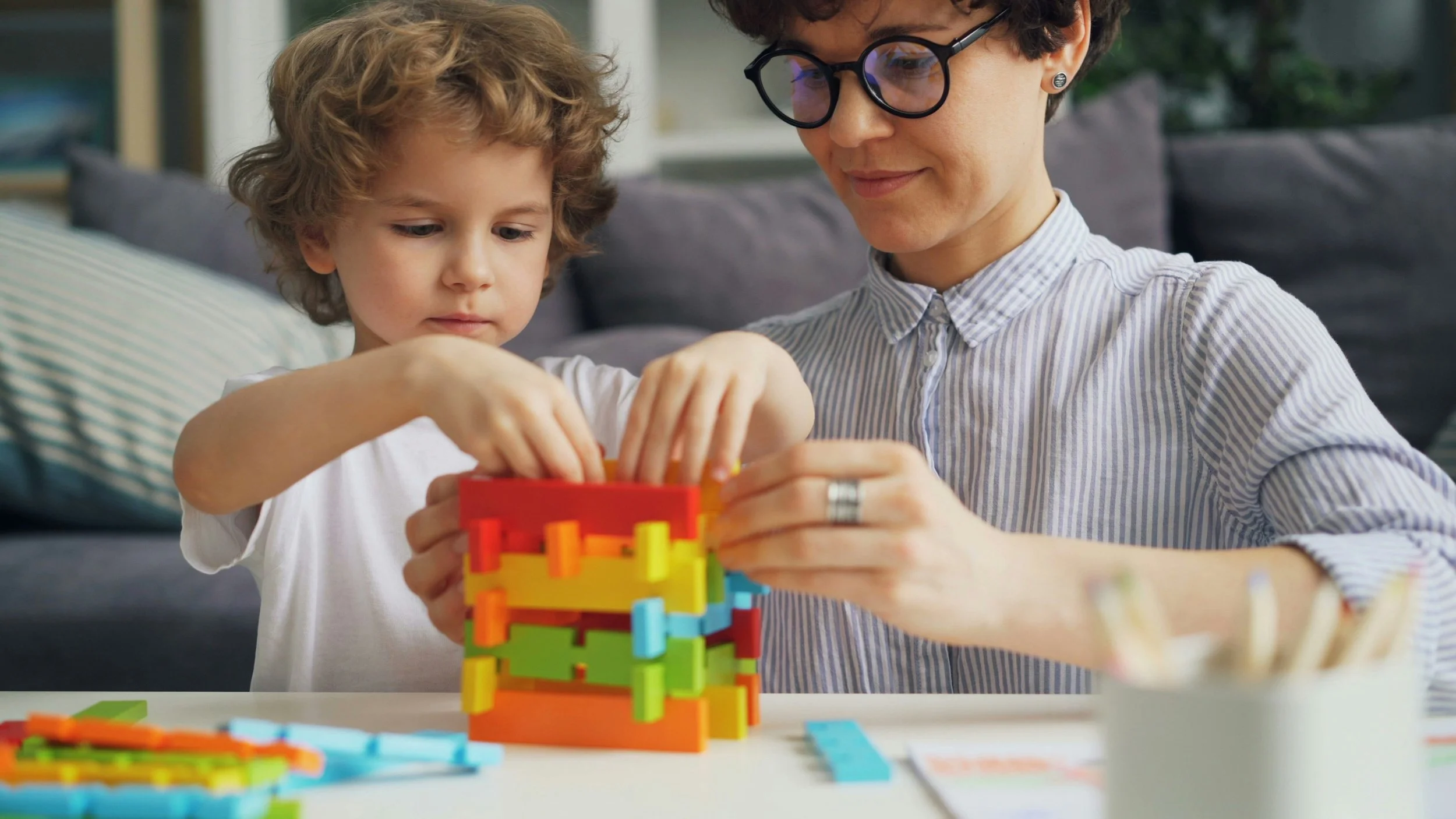 Experienced Manny/Governor or Nanny/Governess – Kensington, London