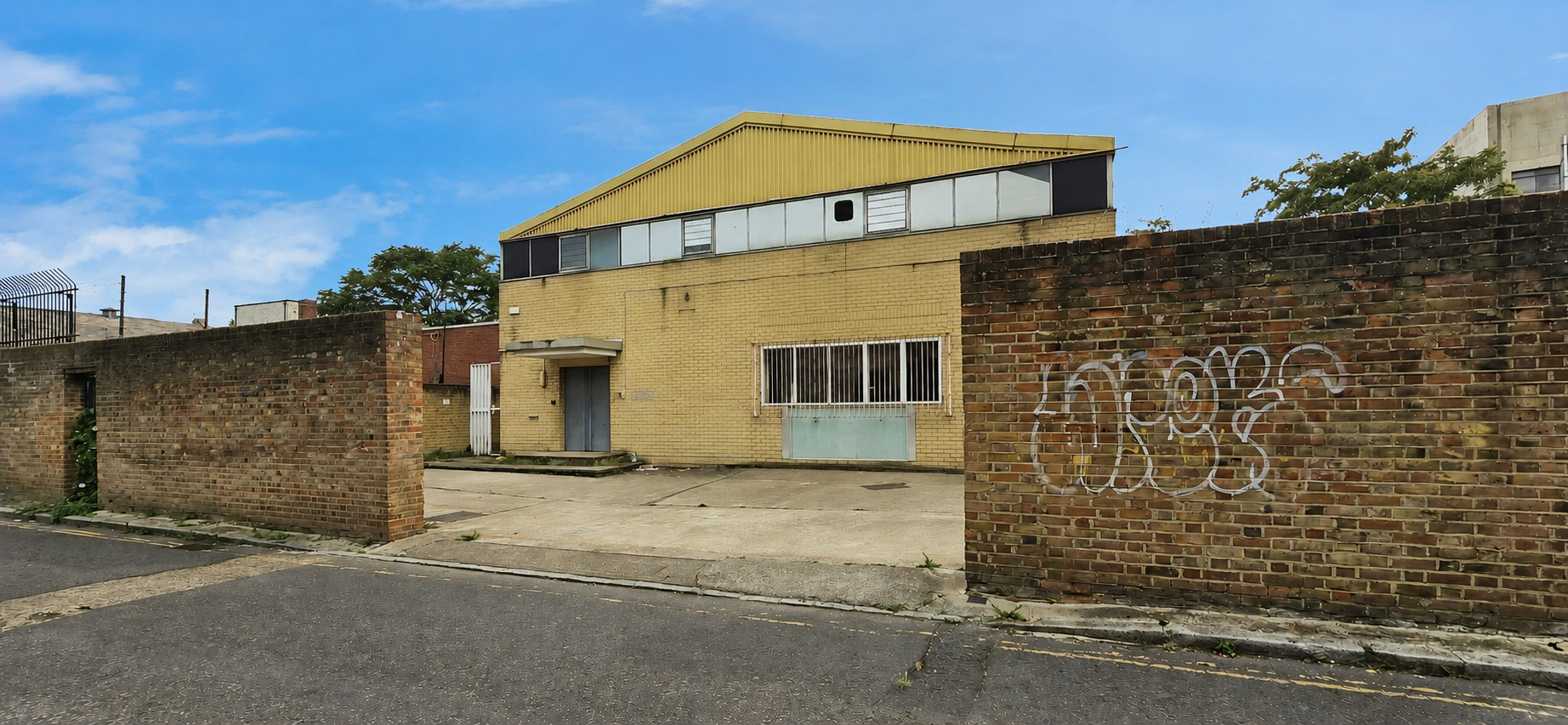 Existing condition — AI-generated reconstruction for matched-view comparison; not a site photograph.