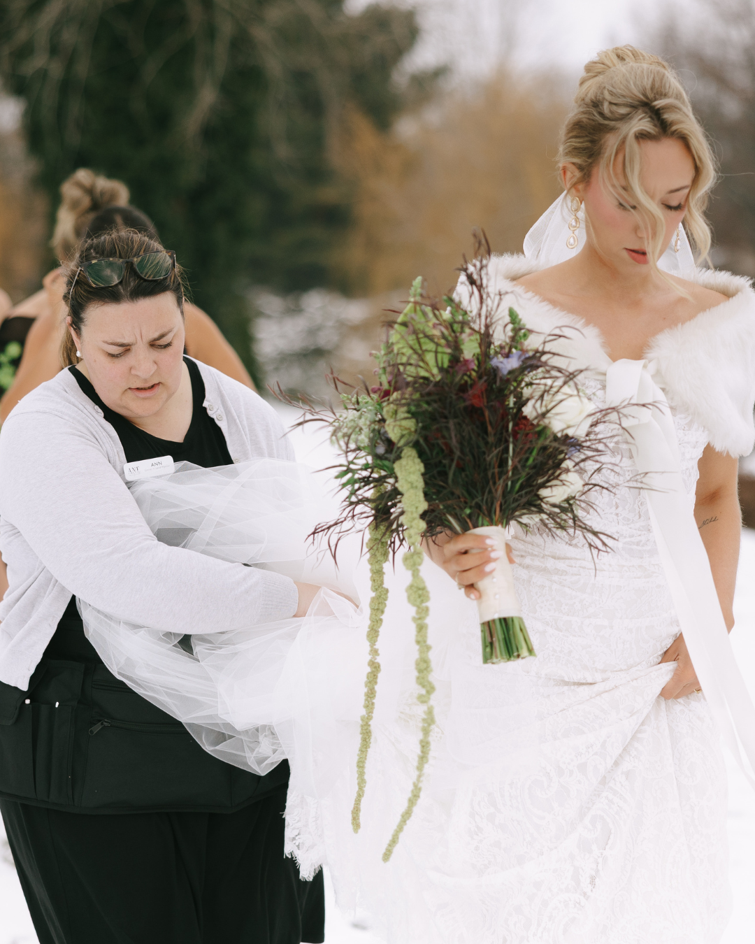 Winter wedding at Everhart Gathering Place in Nevada, Ohio coordinated by Ann Neely Events.