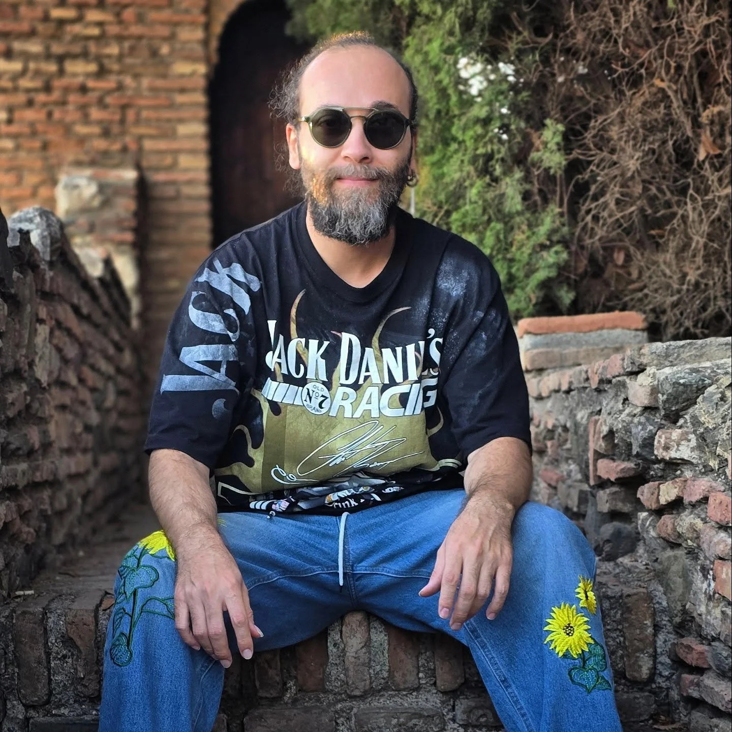 Another day in Malaga....
 

#Spain #Malaga #syria #Tarekghriri #flamenco #photos #palestine