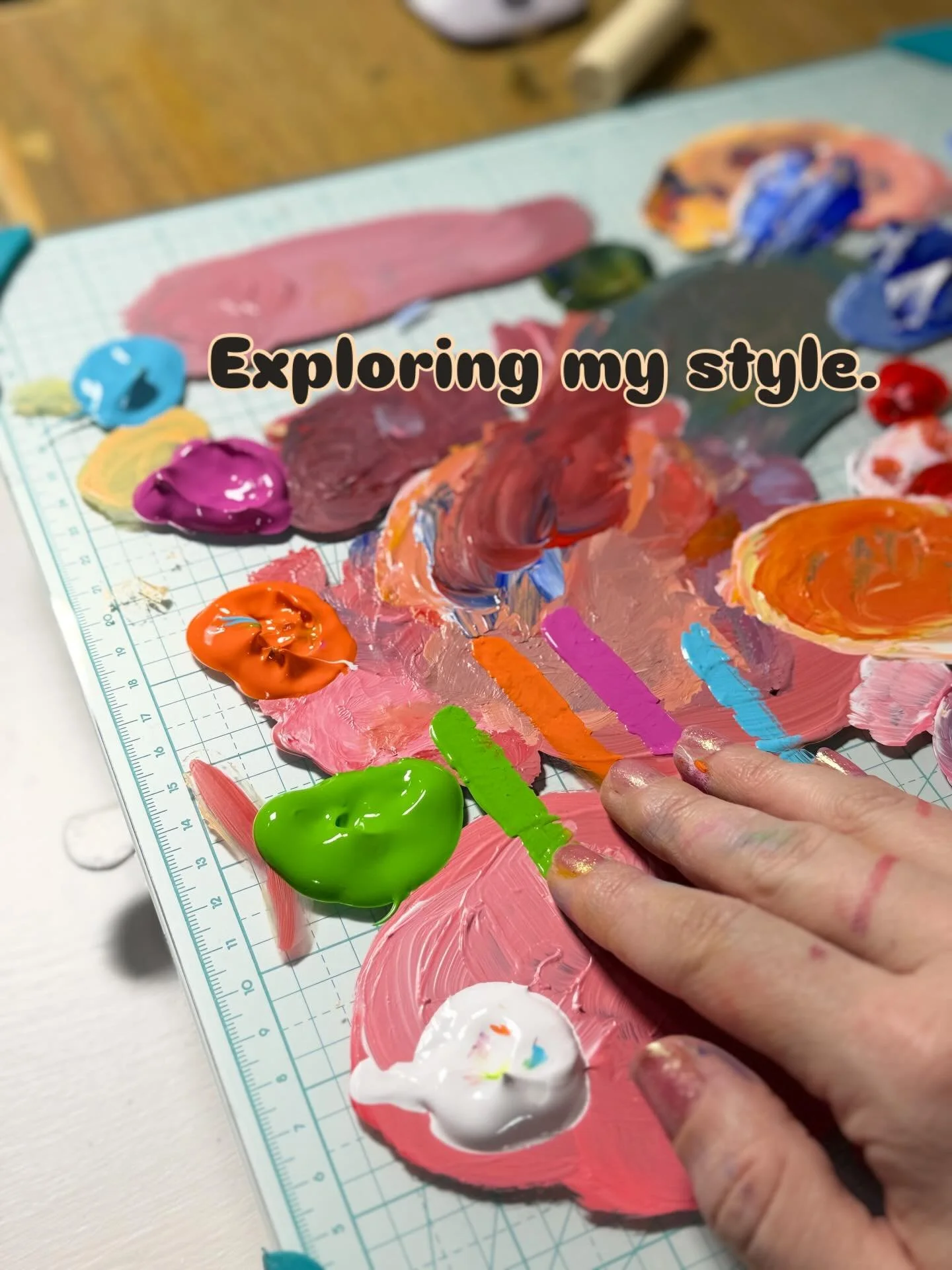 I think I am enjoying finger painting more than anything right now. Get messy expressy! #painting #art #findingmystyle #redifiningat40