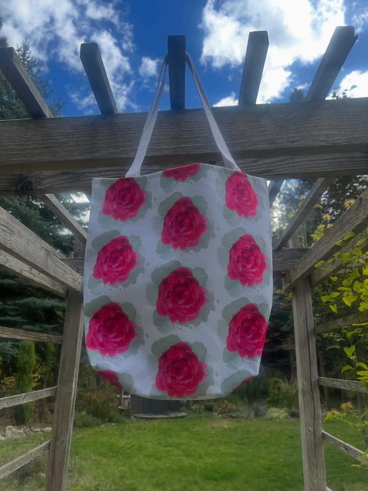 Some of my favorite totes! Love how I took a picture form my garden and turned it into art to share with others :) check out all of my creations on my website :) #peony #art #totes #create #selfexpression