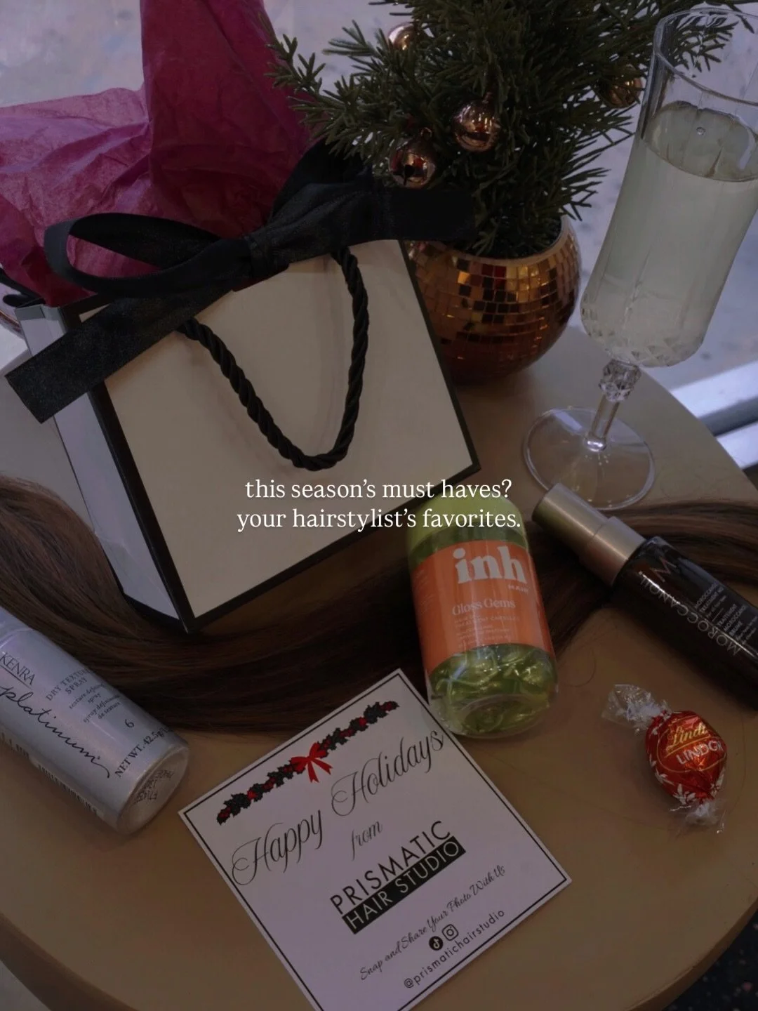 Happy Holidays &mdash; may your hair shine brighter than all the Christmas lights 🎄 ✨