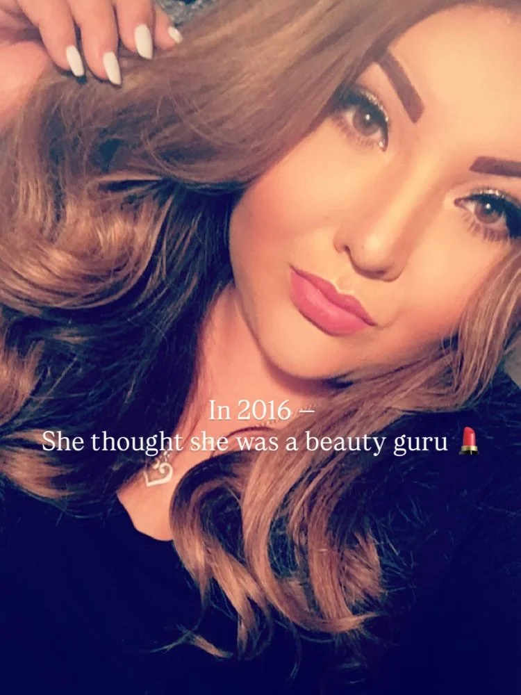 And I guess she is still a beauty guru - hair edition ✨ 
She also had about 4 hair colors that year &mdash; fried nation
I wanted to be @iluvsarahii &amp; @desiperkins baaddd 🖤🖤

I took a 2 year lapse of being in a salon and just freelanced hair an