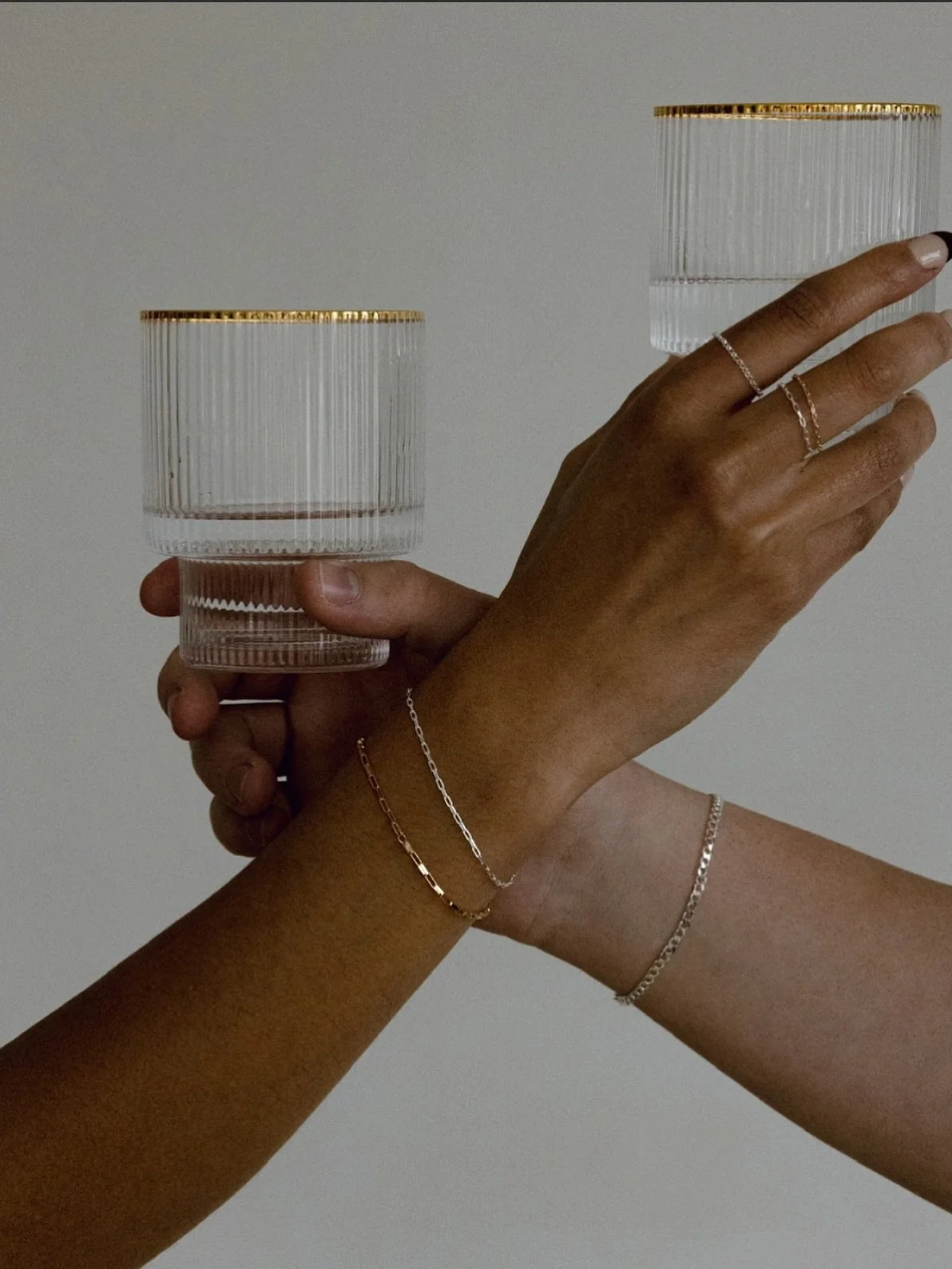 Good hair + permanent jewelry - a combo that we can cheers to 🥂

Book a permanent jewelry appointment with Rachael for sparkle that will stay with you throughout the holiday season and beyond 

📧: mellowandmoxie@gmail.com
☎️: 503-489-5469