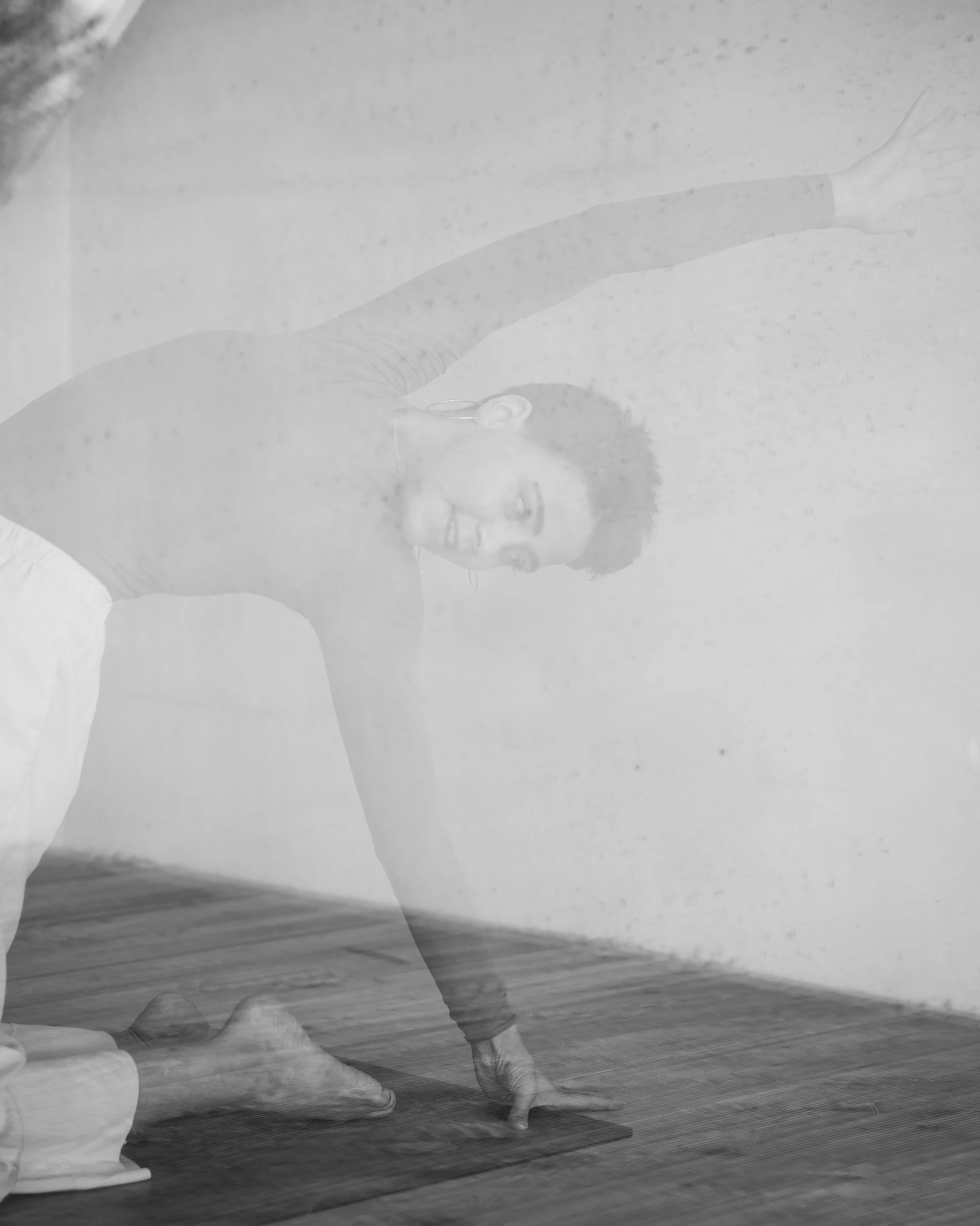 vera_yoga_sandrodubach.ch-768.jpg
