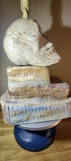 Read or Die: Knowlege & Power of Growth through Bibliotherapy