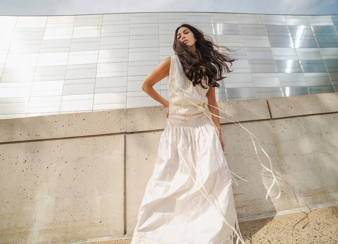 The white dress captured by the incredible @zuzannablur. 
.
.
.