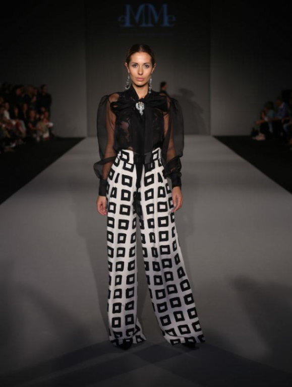LOOK 6.png