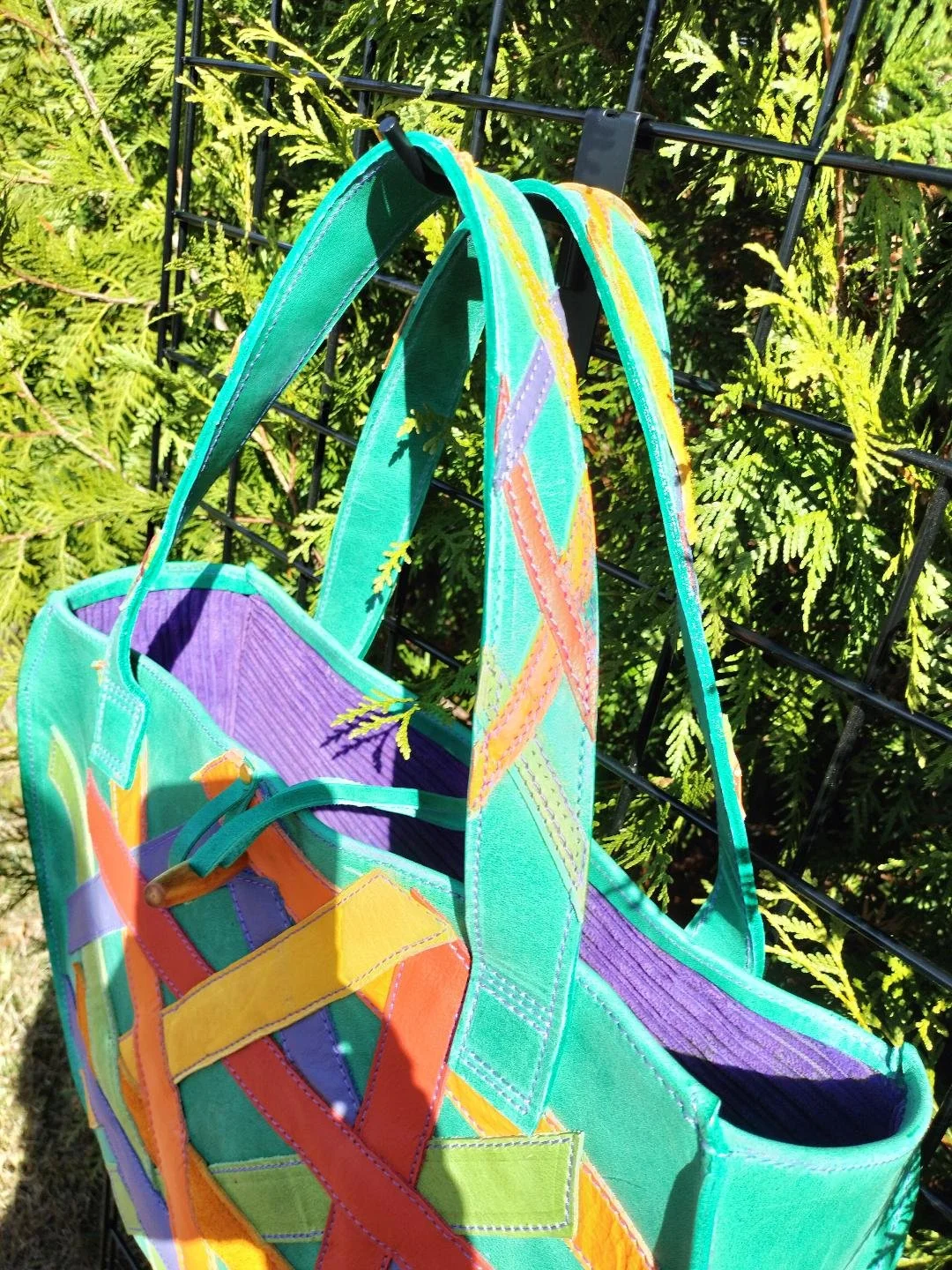 green multi tote 3.jpg