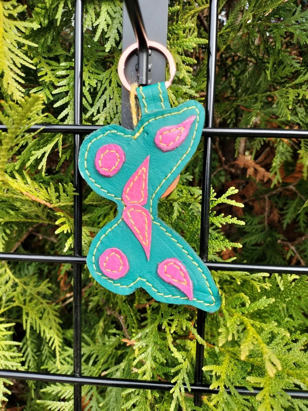 BUTTERFLY SHAPE KEYCHAIN 1.jpg