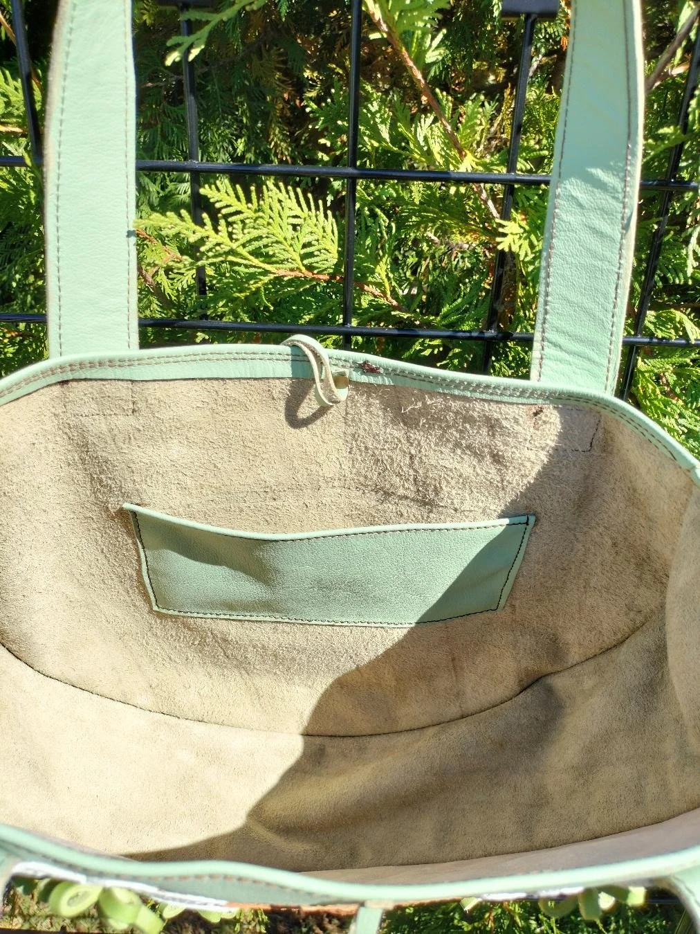 dogwoodtote1.jpg