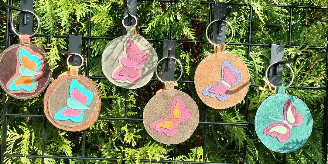 LEATHER BUTTERFLY KEYCHAINS