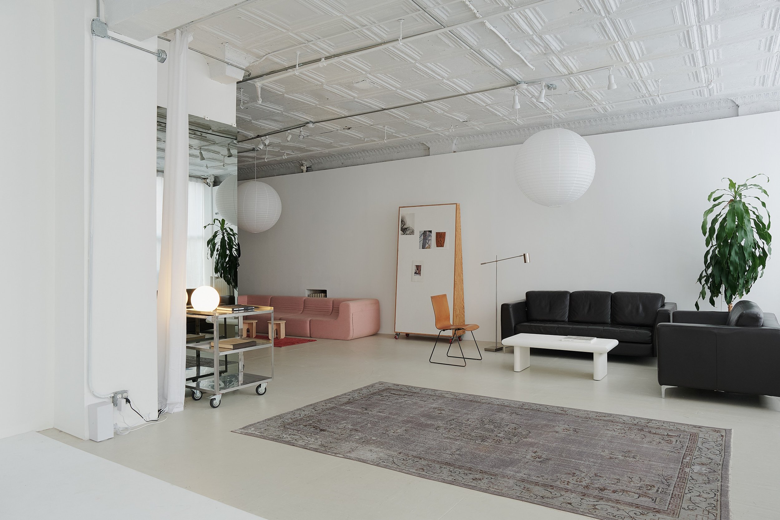 White Loft0822.jpg