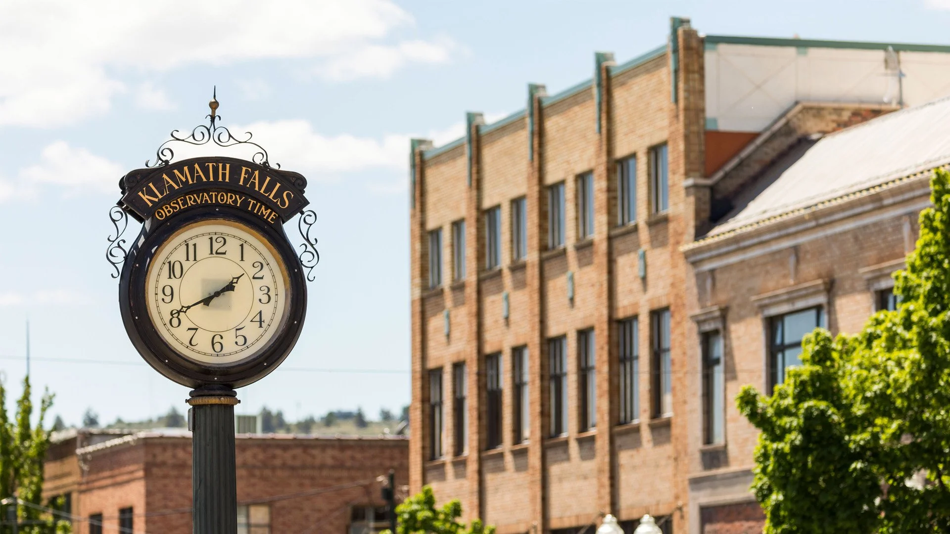 Best restaurants in Klamath Falls after visiting Crater Lake
