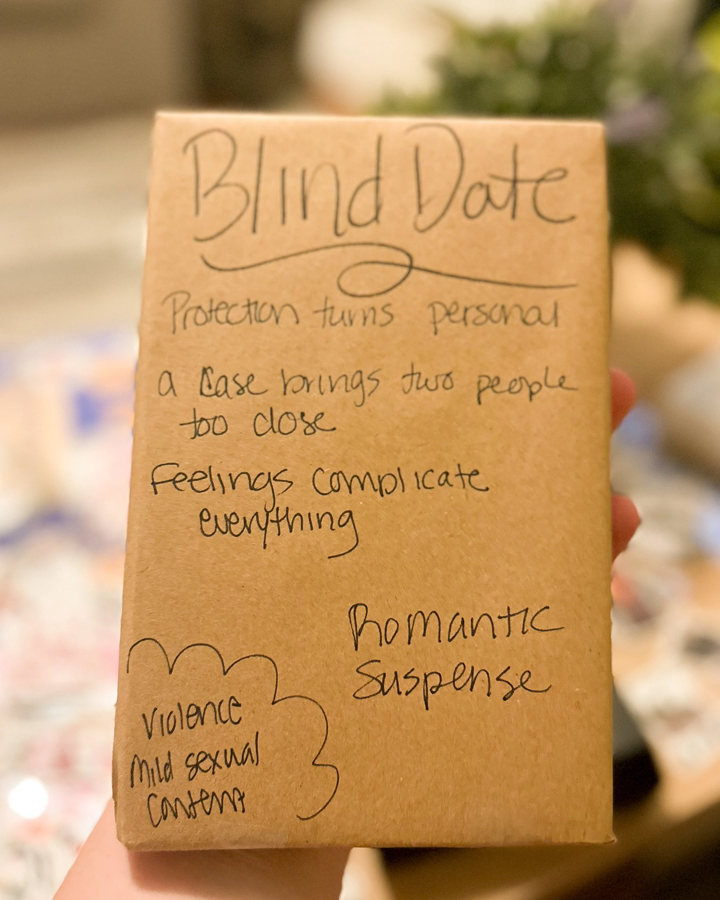 Romance Paperback Blind Date with a BOOK (PBROM178)