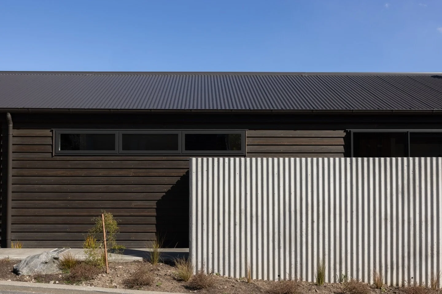 Details of Redwood Cosy

Book your stay for 2026 from the link in our bio