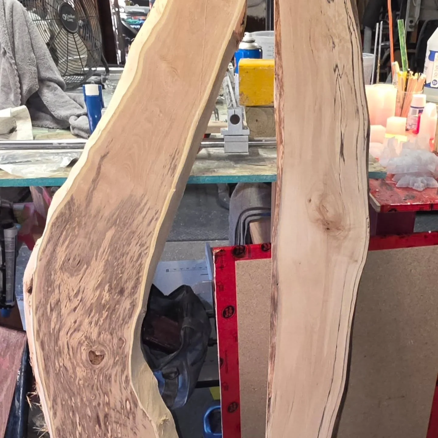 I know it's been a minute but what do you think of this beautiful dinning table.