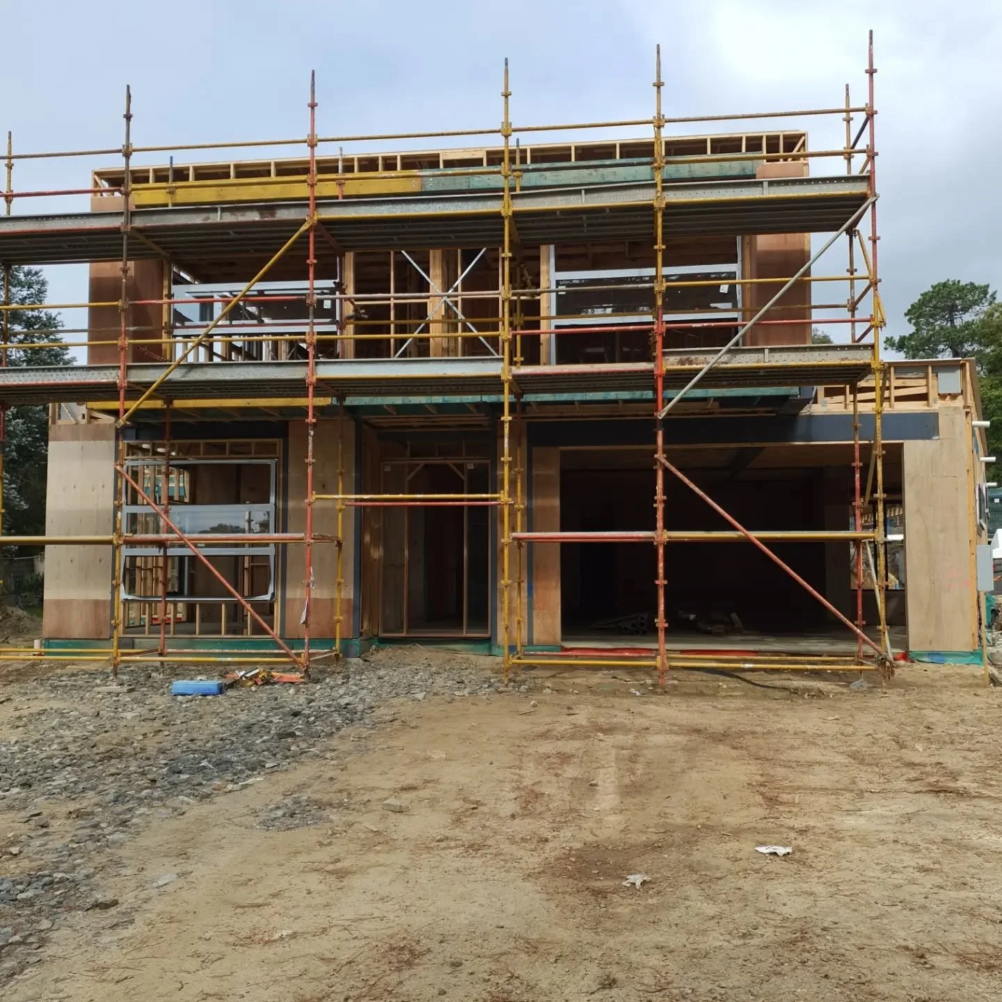 Mt Martha frame done ✔️ cheers for the chop out @morningtonhomes 🍻
#melbournechippy #proluxbuilt #proudchippy #morningtonpeninsulabuilders #framingcarpentry
