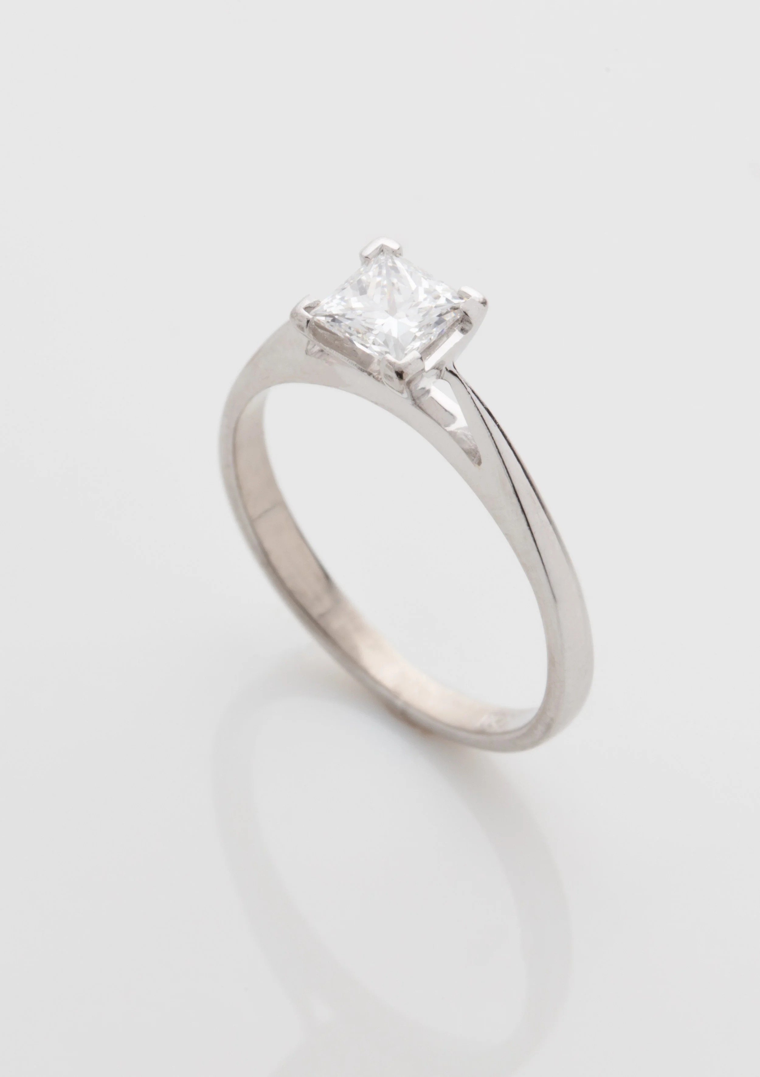 Classic 18ct White Gold Princess Cut Diamond Ring