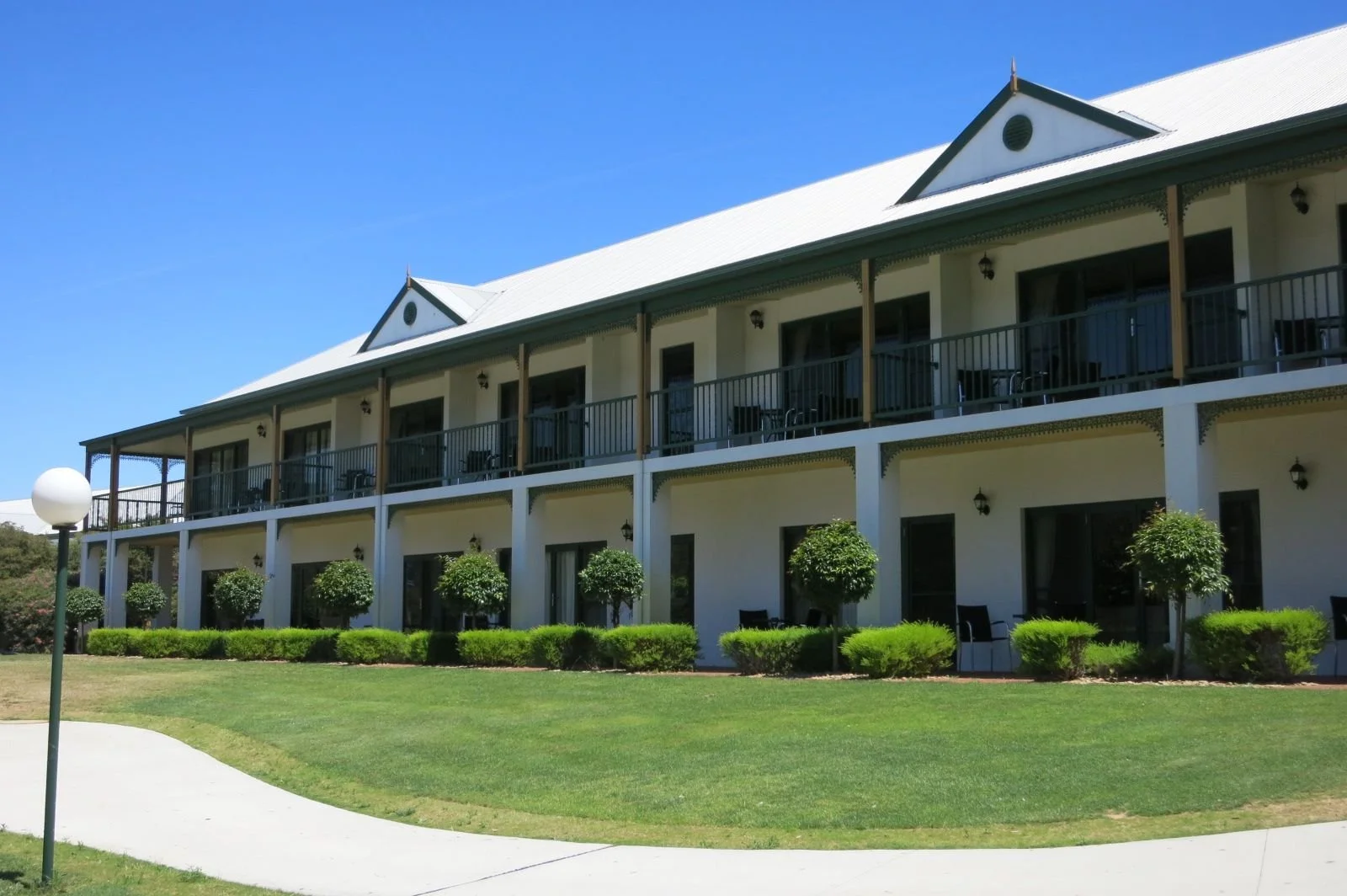 Yarrawonga Mulwala Golf Club Resort Accommodation Unit Block 