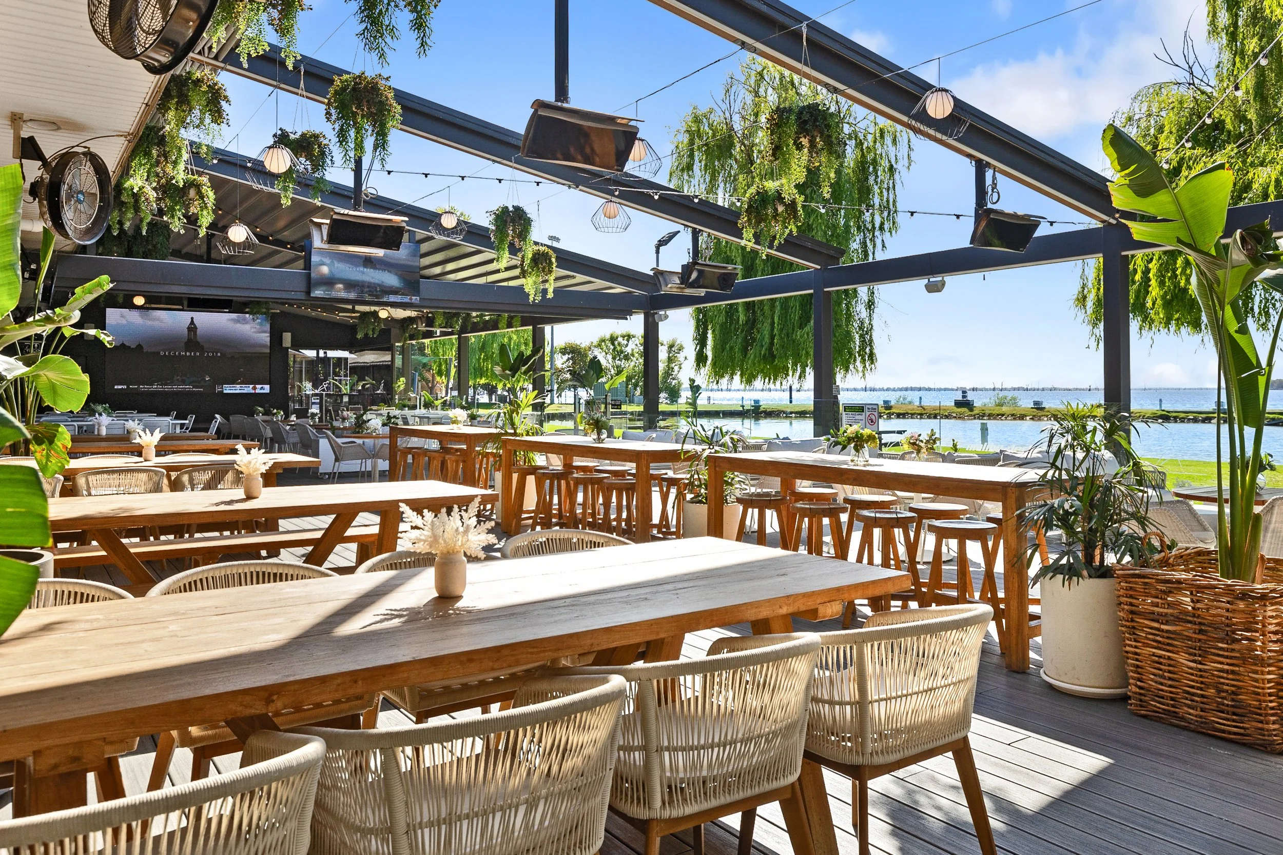 Mulwala Water Ski Club Malibu Deck Renovation and Extension