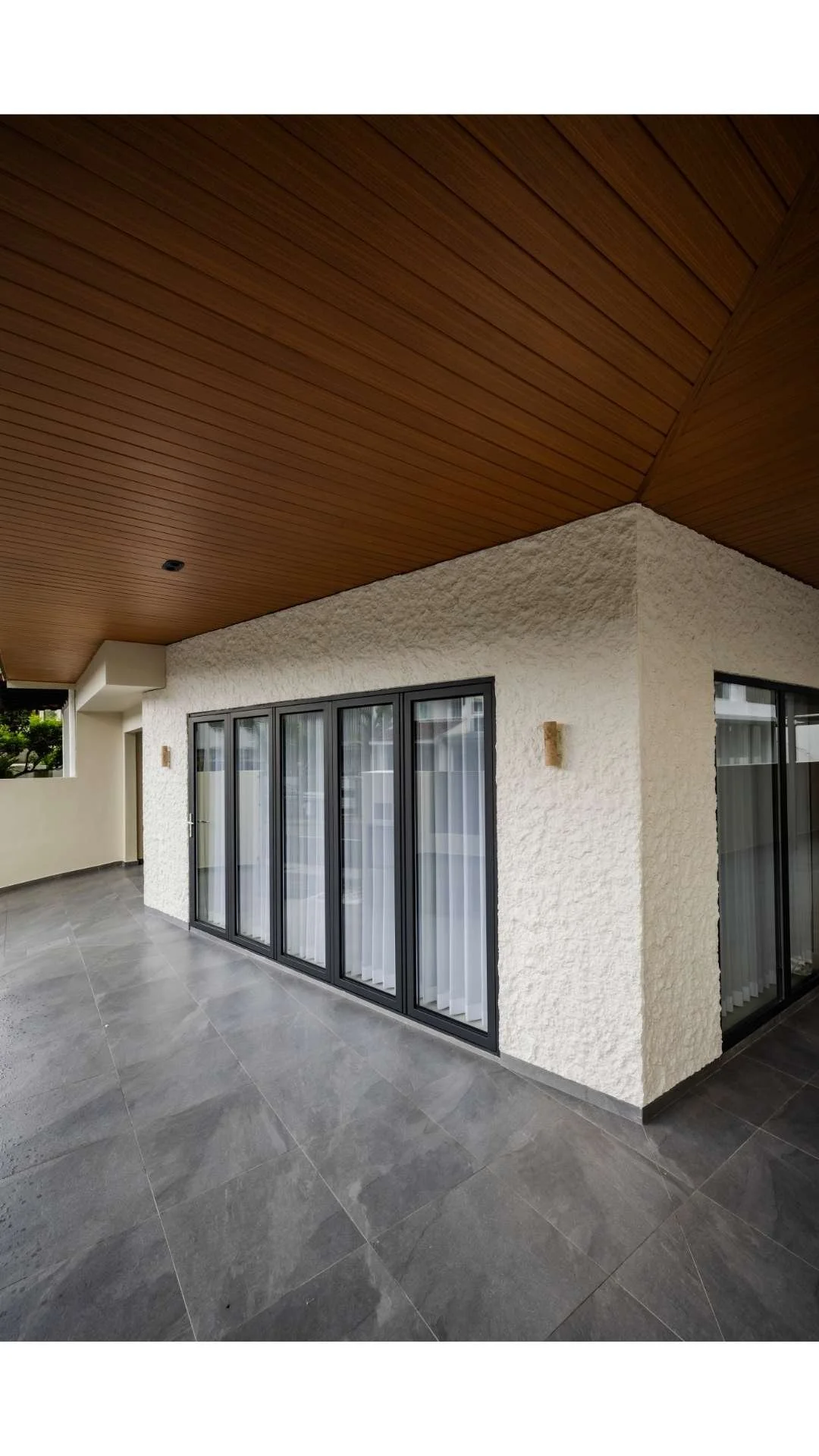 eng-kong-crescent-landed-house-exterior1