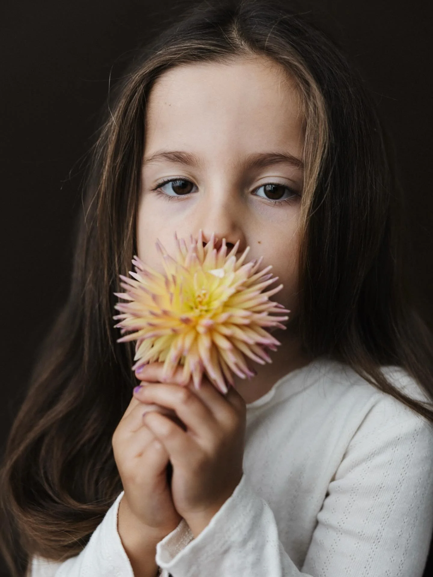 My bumble bee 🐝 My girl was helping me test out some new backdrops&hellip; and honestly, I think she might be my best assistant yet ✨

#melbournephotographer #newbornphotography #maternityphotoshoot  #melbournefamilyphotographer #melbournenewbornpho