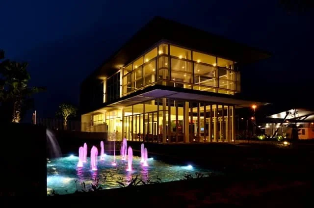 8 residence - club house.jpg