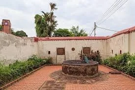 Hang Li Po Well1.jpg