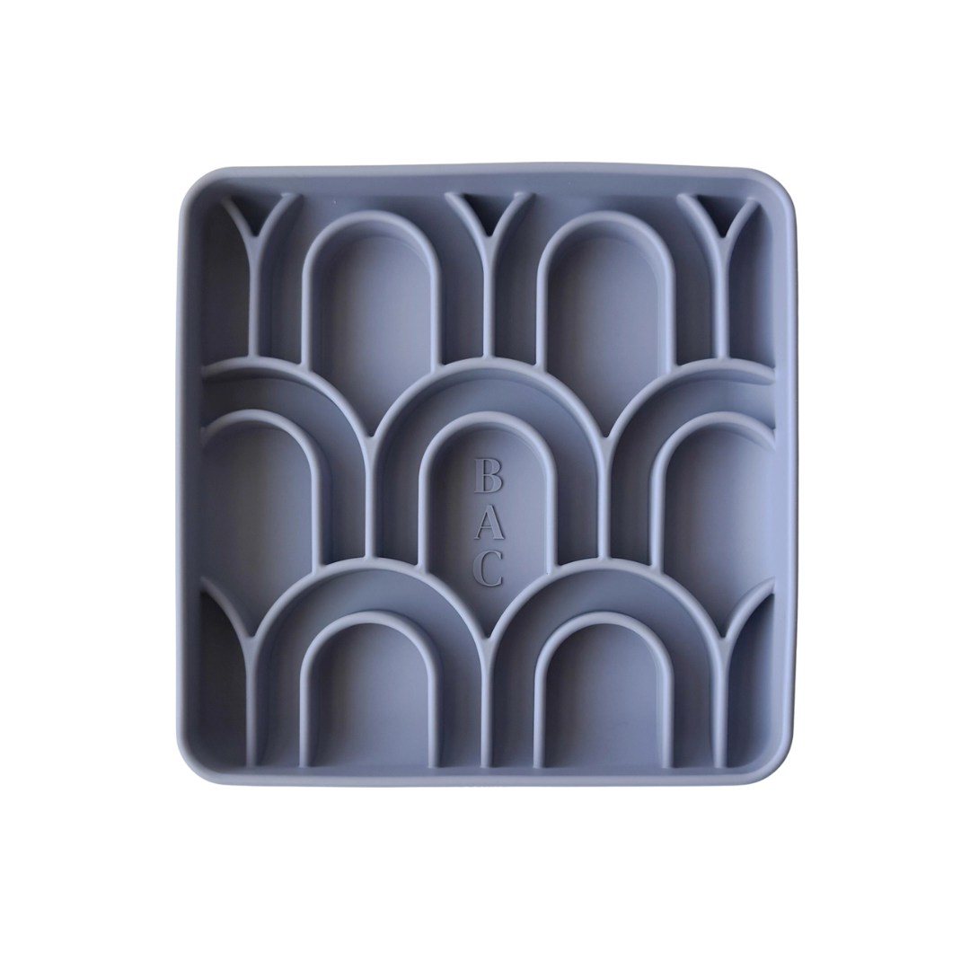 Arco Slow Feeder | Wisteria