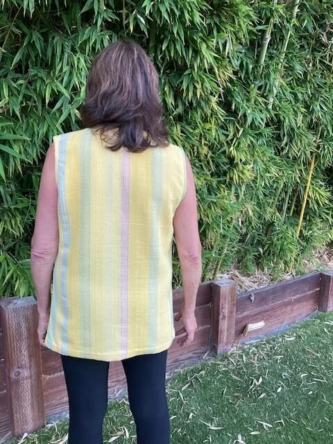 Top by Johanna –  Combination weave with Borgs 16/2 cotton and  Simplicity pattern for sleeveless tunic.