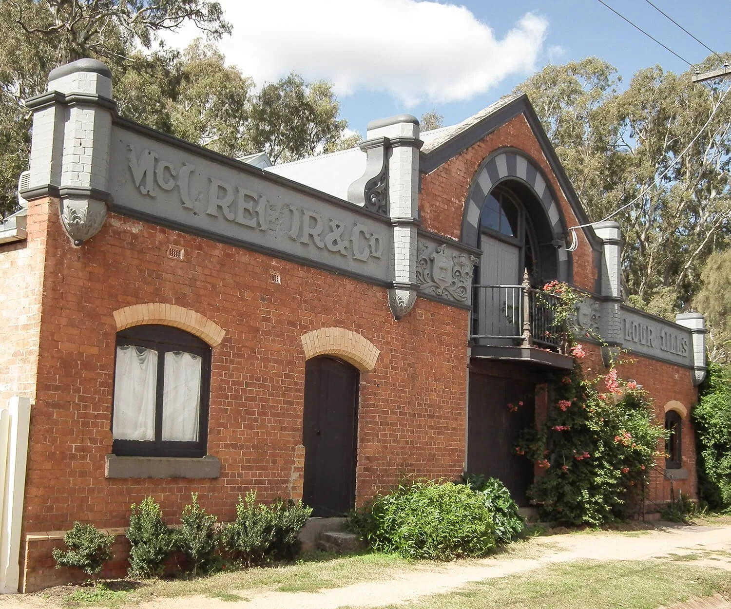 Former_Flour_Mill_-_Euroa_Victoria_(5620798169)_WEB.jpg