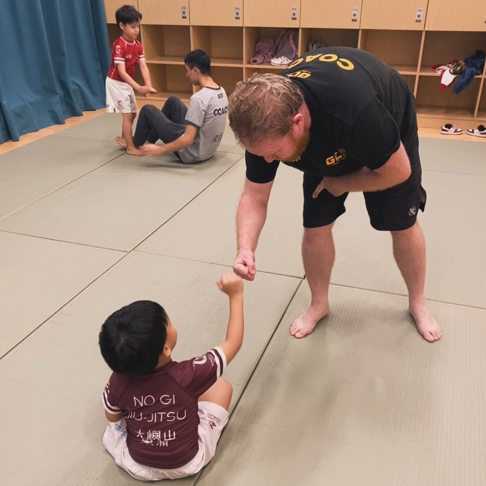 🌟 Happy Monday from TCG! One of our favorite parts of class is the fist bump after a job well done! 🤜🤛 It&rsquo;s a simple gesture that celebrates effort, teamwork, and achievement. These moments bring us together and remind our young athletes tha