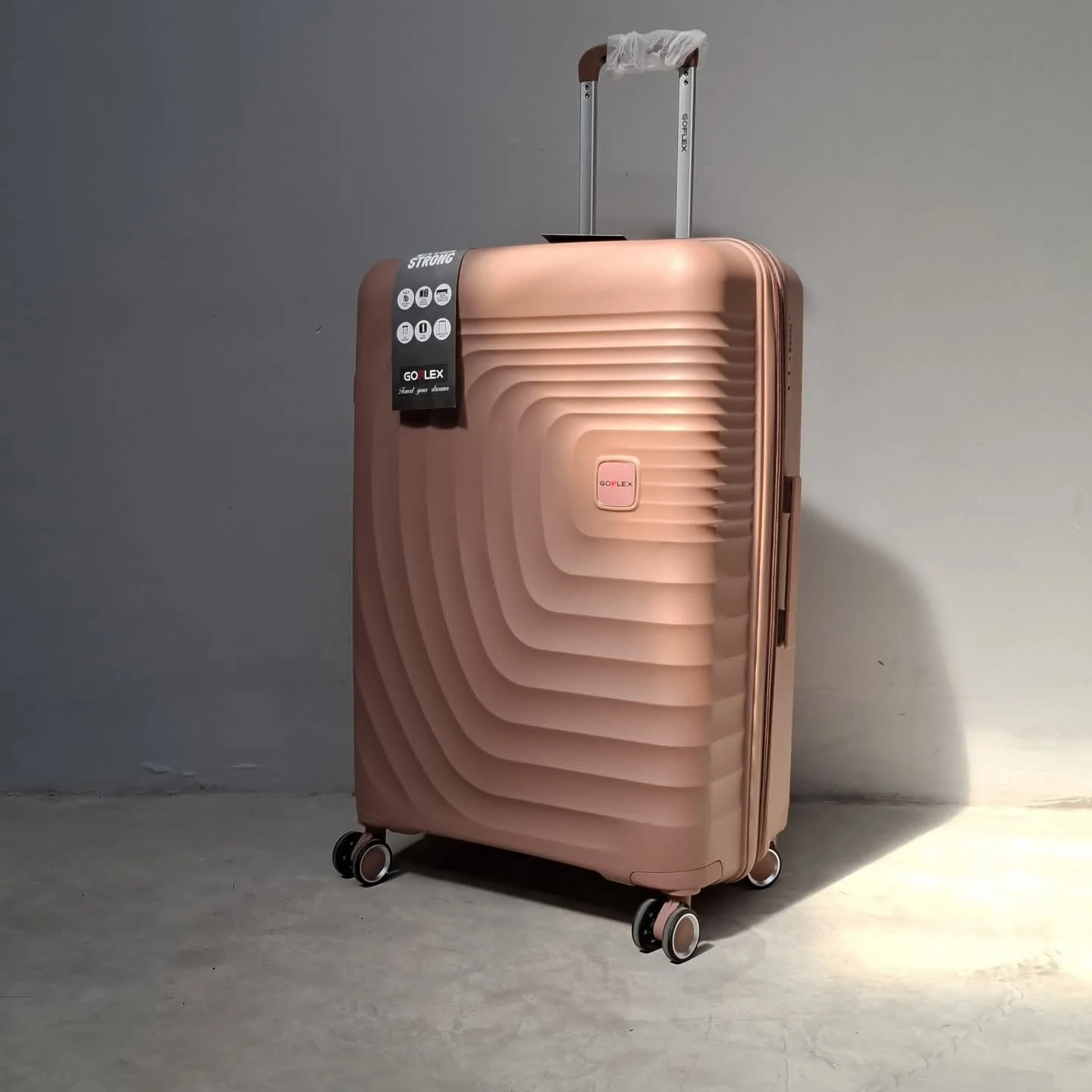 Export Quality Suitcase ‼️
Available 20,24,28 Inch
Unbreakable, TSA lock, 360° wheel rotation
#goflex #unbreakbaleauitcase #koperbali #balisuitcase #jualkoperbali