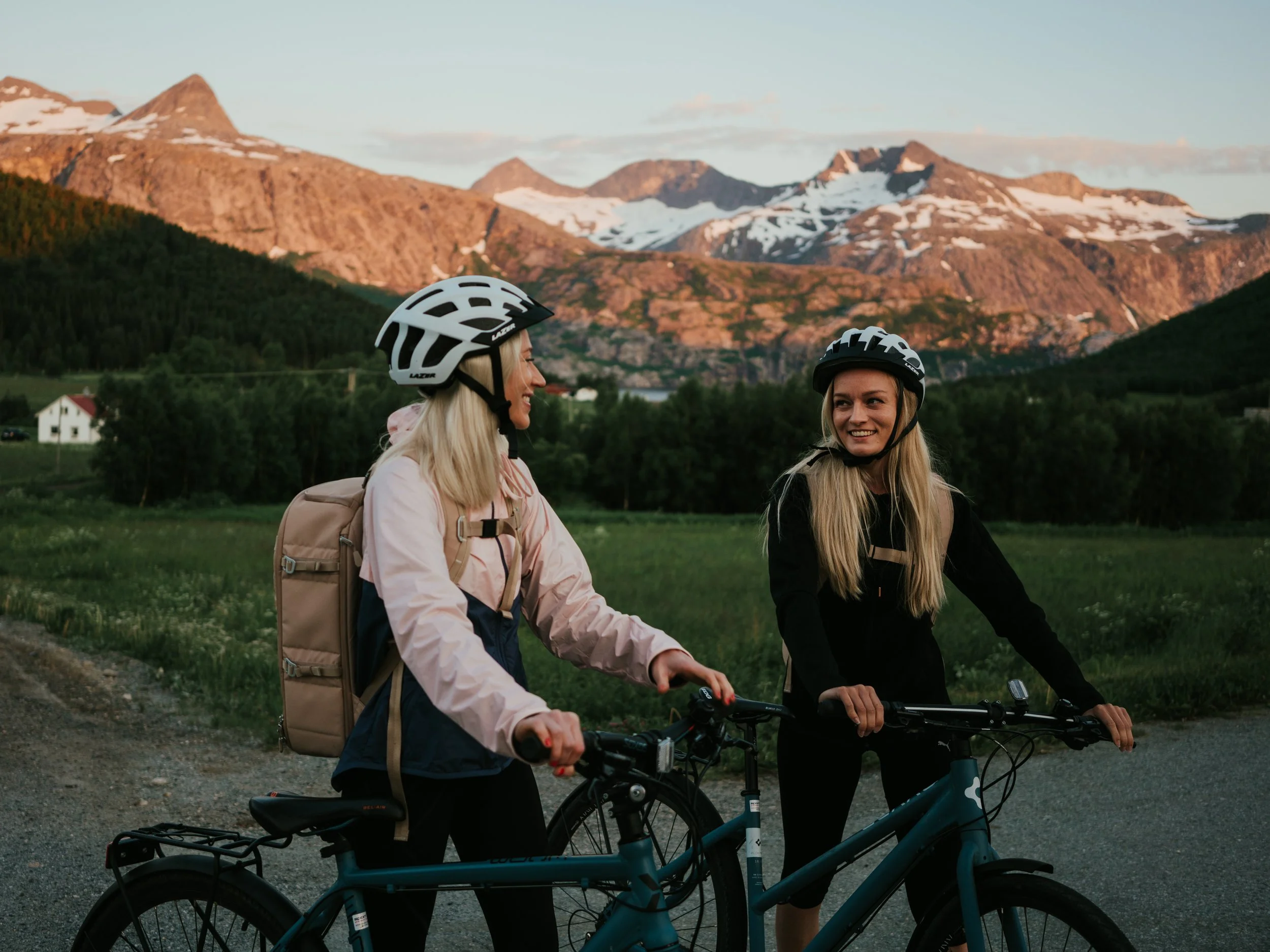 Rå Kommunikasjon / Fotograf Fredrik Stenbro / Visit Bodø, Salten Friluftsråd / Bodø, Nordland / Innholdsproduksjon, film, foto, nettside, sosiale medier