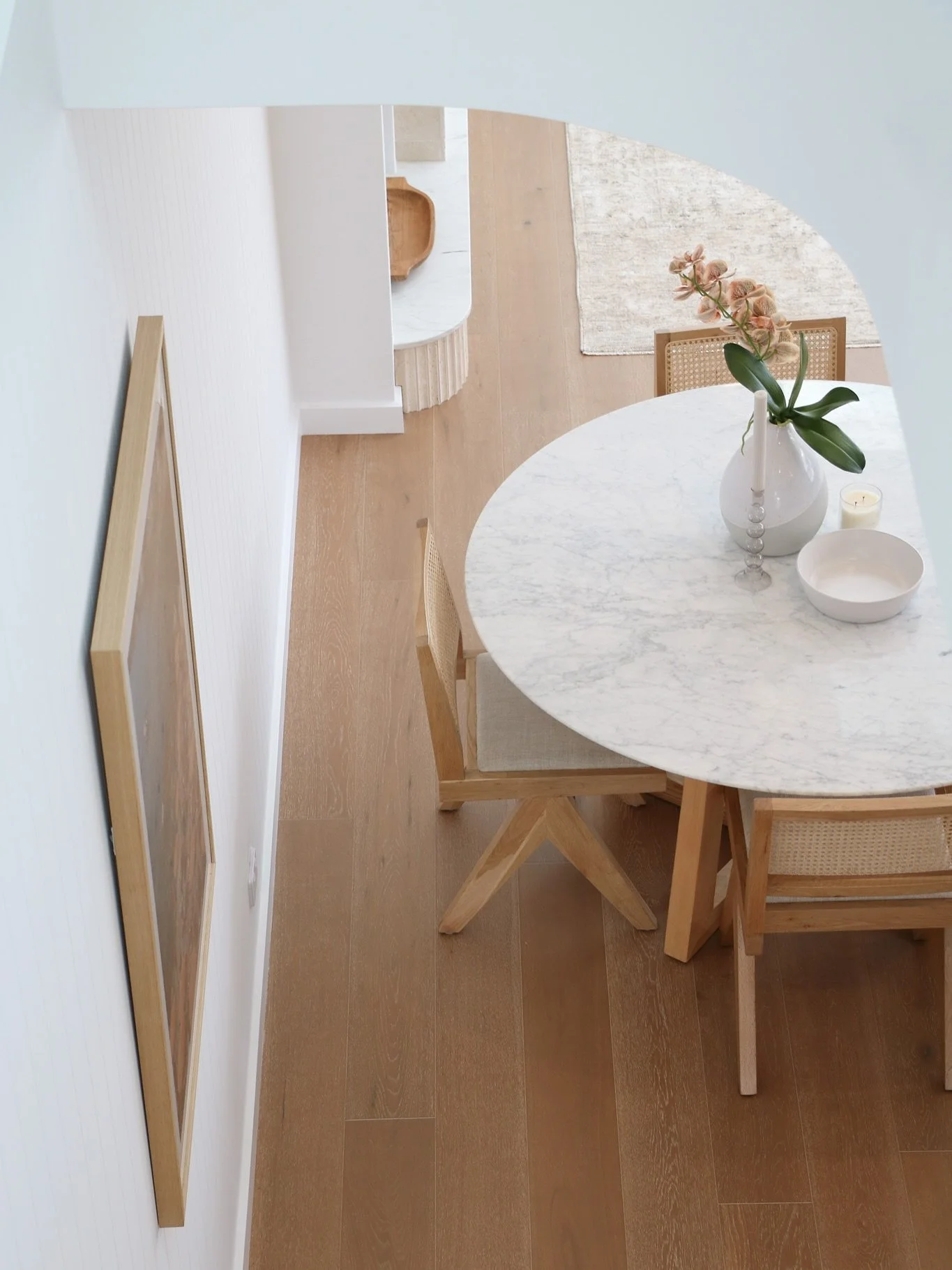 Beautiful floor to ceiling sheers letting in the perfect amount of light | Osborne Pde, Warilla 🤍

Styling: @rawstylingandinteriors
 📸 @interiorlensbyash
.
.
.
#interiorphotos #interiorphotography #interiorstyling #interiorstylingphotos #photograph