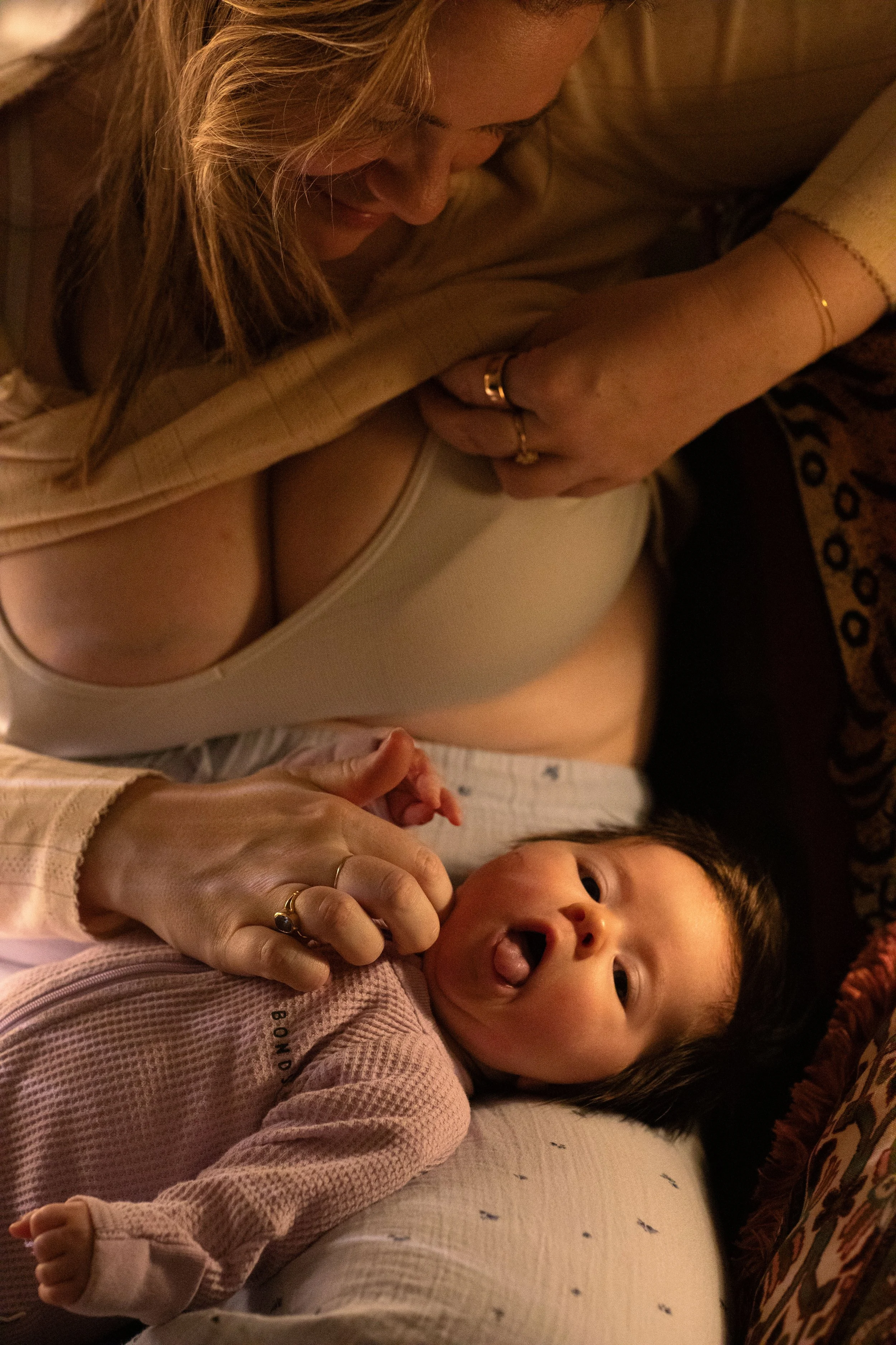 Lisa and baby Isabel-4.jpg